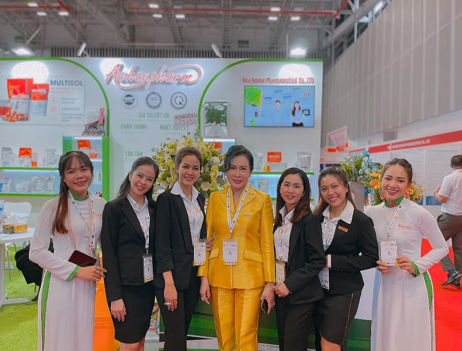 Tham gia sự kiện quốc tế